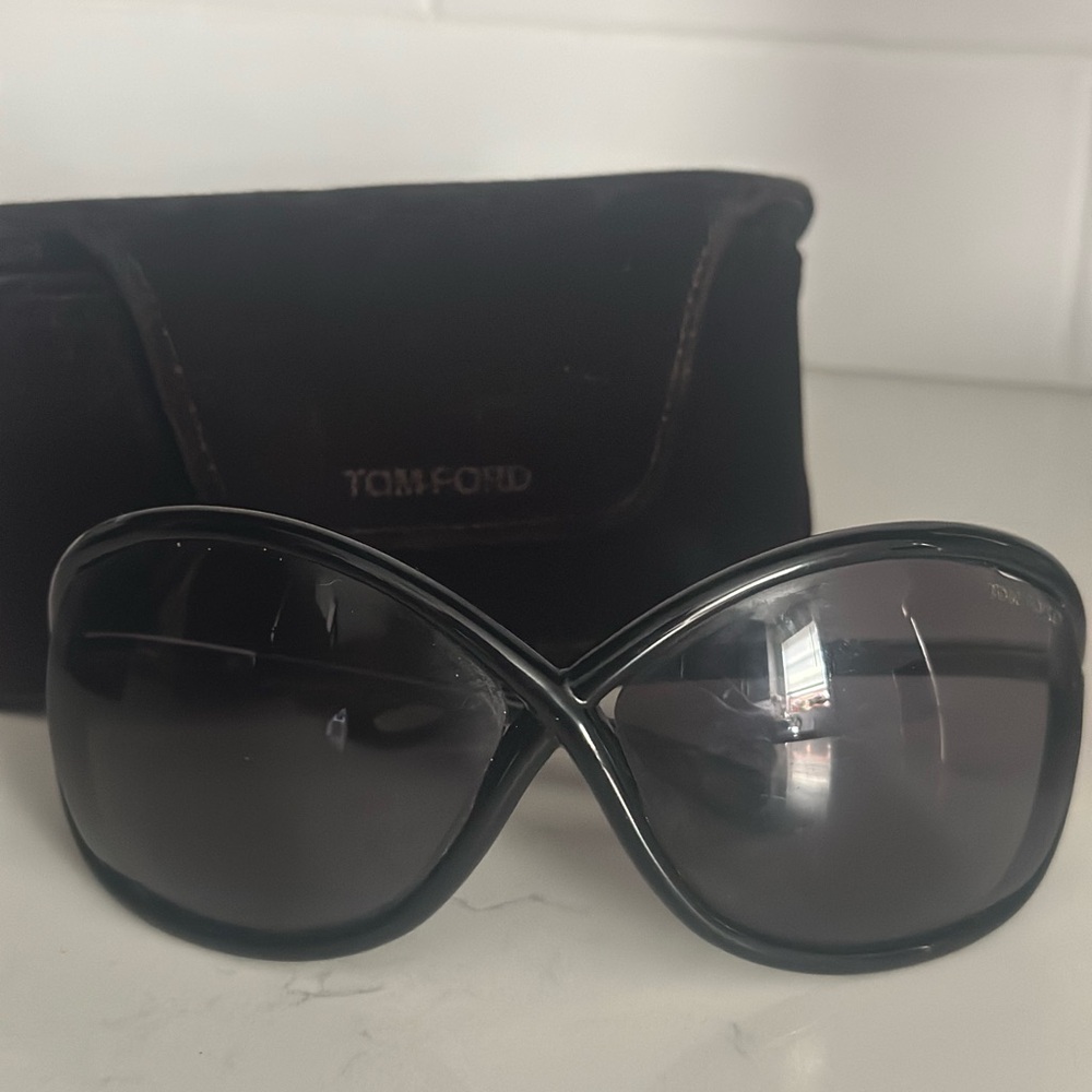 Tom Ford Whitney- Black Oversized Sunglasses
